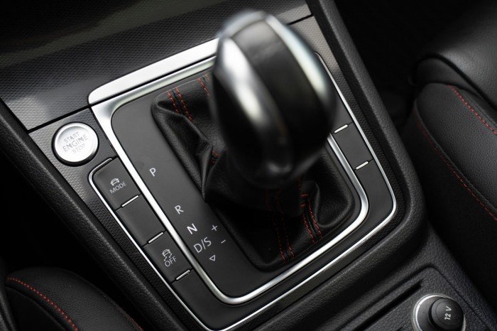 Volkswagen Golf, 2016 photo 15