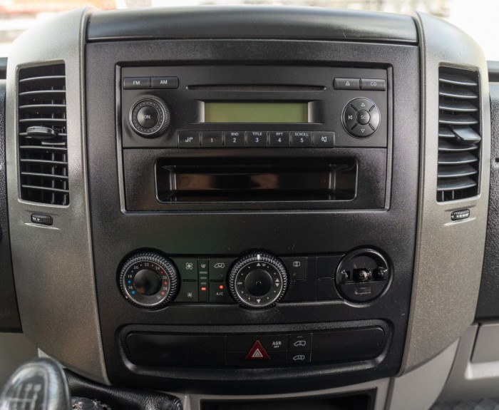 Mercedes Sprinter 313 Maxi, 2013 an photo 15