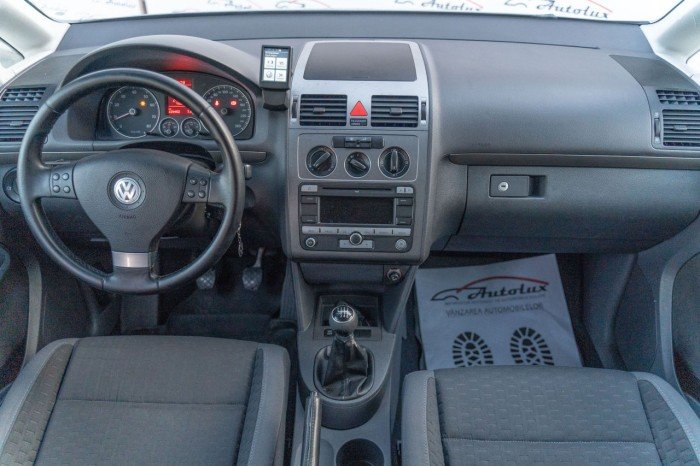 Volkswagen Touran, 2007 an photo 14