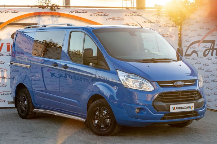 Ford Transit Custom, 2013 an photo 3