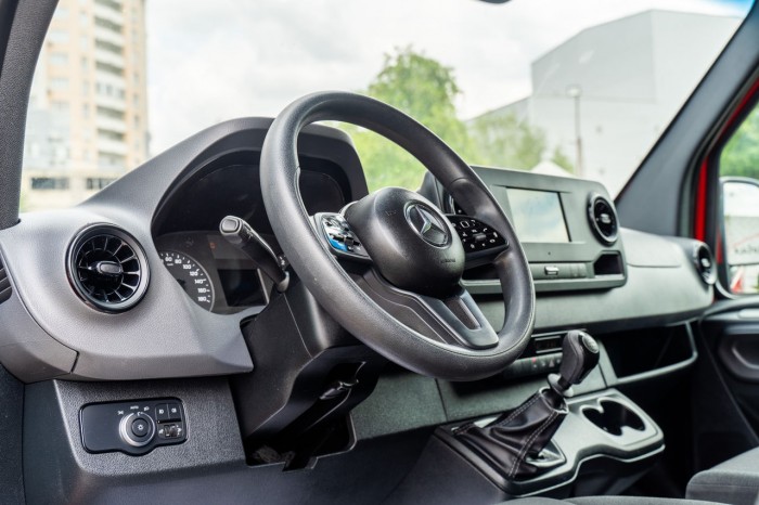 Mercedes Sprinter, 2021 an photo 5