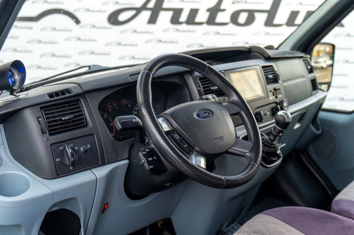 Ford Transit, 2011 an photo 5