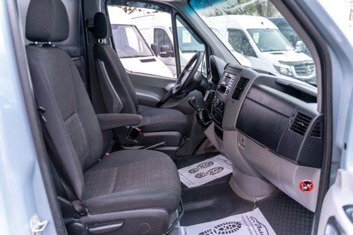 Mercedes Sprinter, 2016 an photo 8