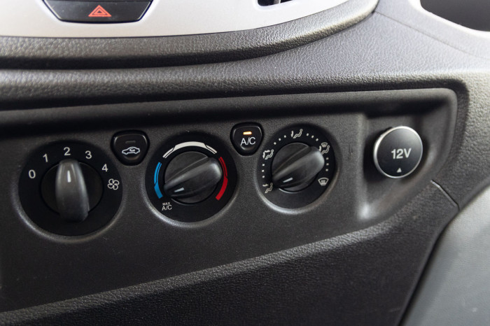 Ford Transit, 2015 an photo 9
