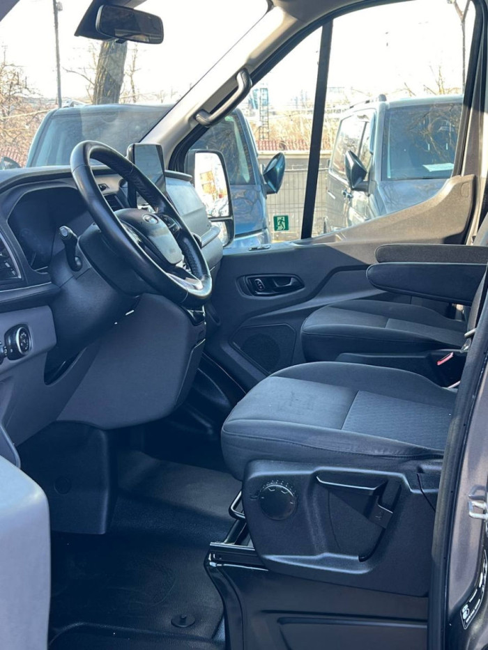 Ford Autoturism cu 17 locuri cu TVA photo 8