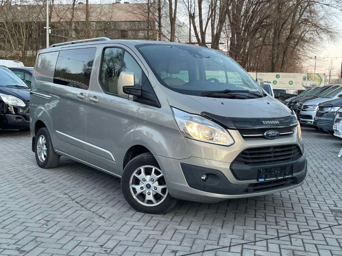 Ford Custom Chempions cu TVA photo 2