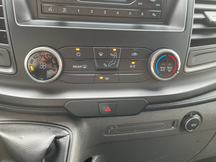 Ford Custom cu TVA 2019 photo 7