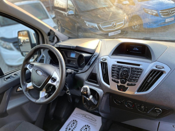 Ford Custom cu TVA photo 7