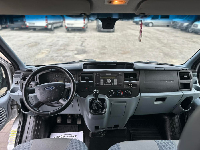 Ford Transit 2012 photo 18