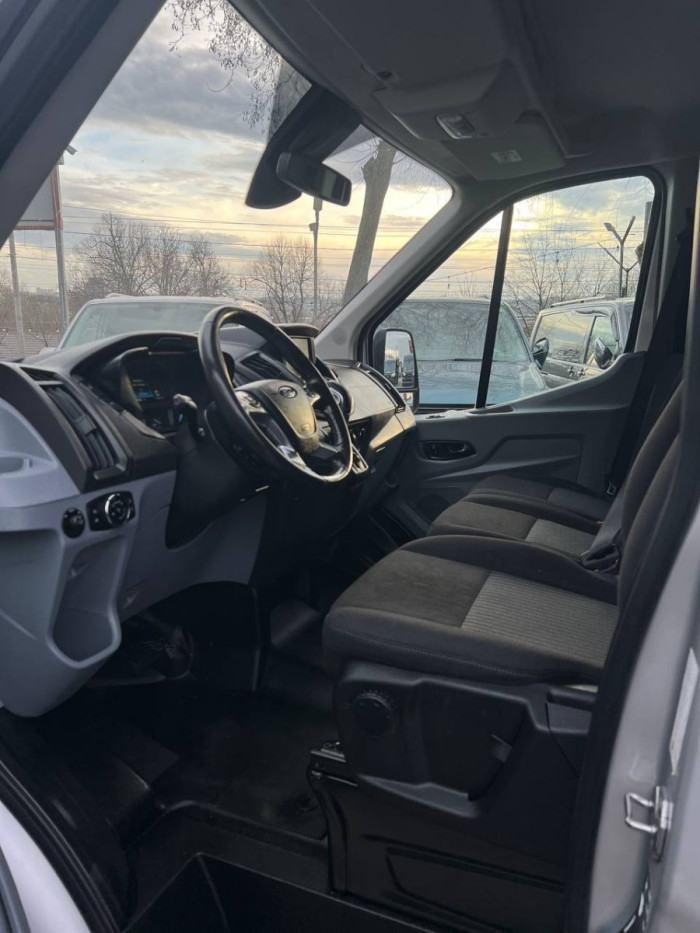 Ford Transit cu Tva  Automat photo 7