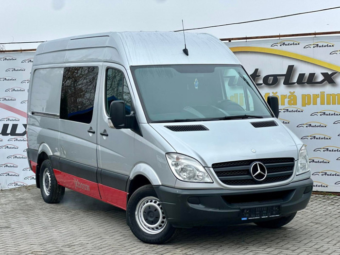 Mercedes Sprinter 2013 photo