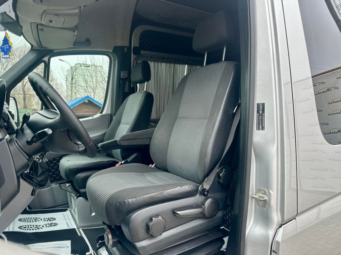Mercedes Sprinter 2013 photo 21