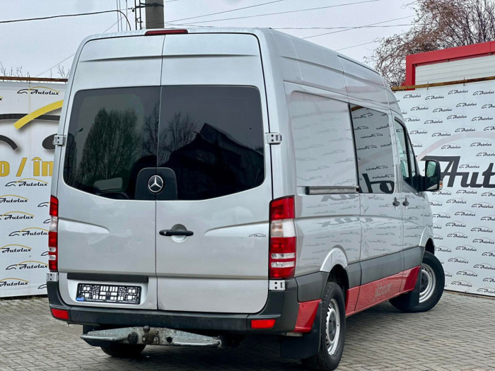 Mercedes Sprinter 2013 photo 31