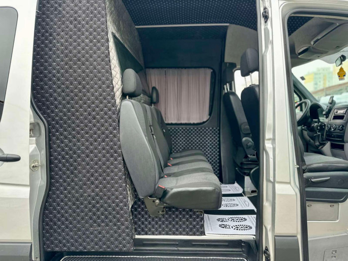Mercedes Sprinter 2013 photo 37