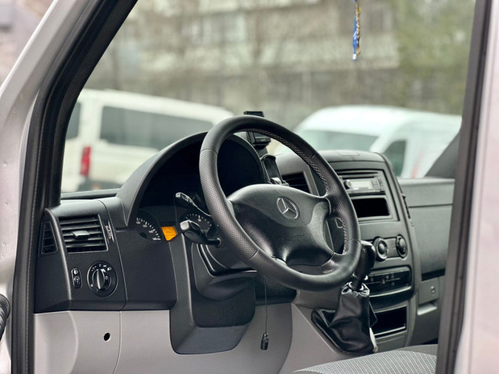 Mercedes Sprinter 2013 photo 6