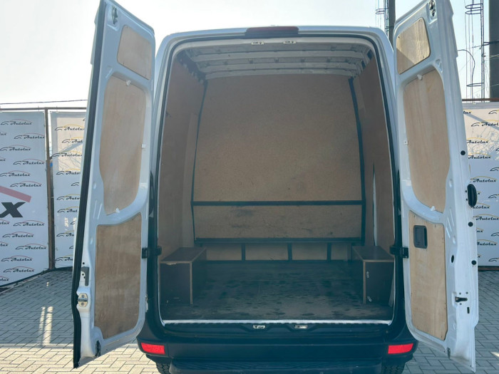 Mercedes Sprinter 2014 photo 29