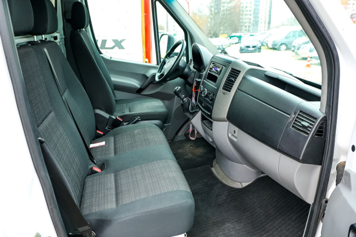 Mercedes Sprinter 2017 photo 43