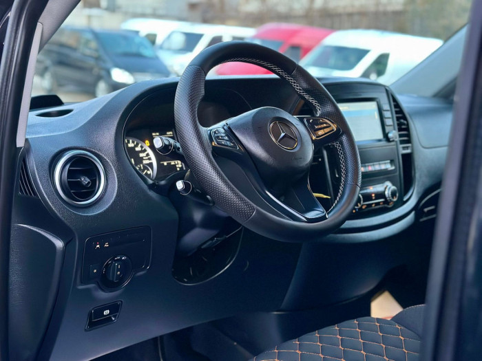 Mercedes Vito 2020 photo 20