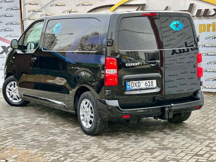Peugeot Expert 2019 photo 14