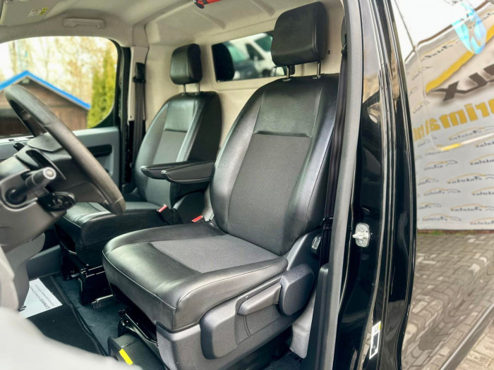 Peugeot Expert 2019 photo 30