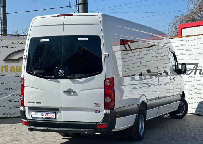 Volkswagen CRAFTER cu TVA  PASAGER photo 2