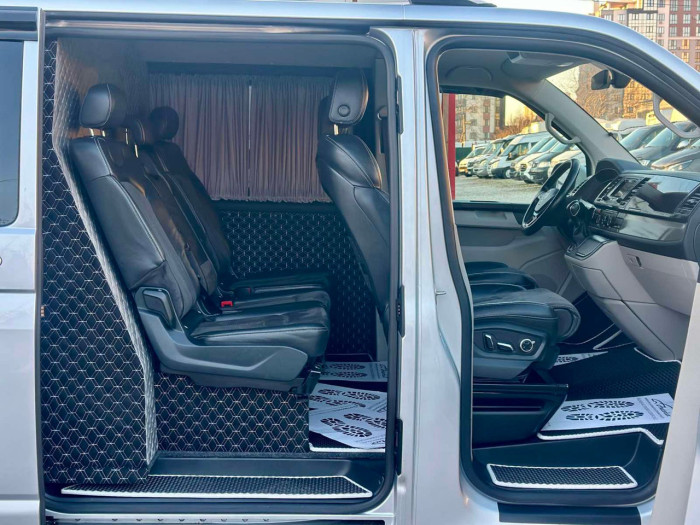 Volkswagen Transporter 2018 photo 34