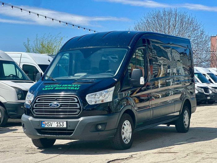 Ford Transit photo