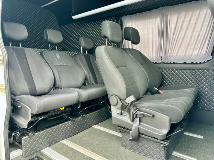Mercedes Sprinter ExtraLong photo 8