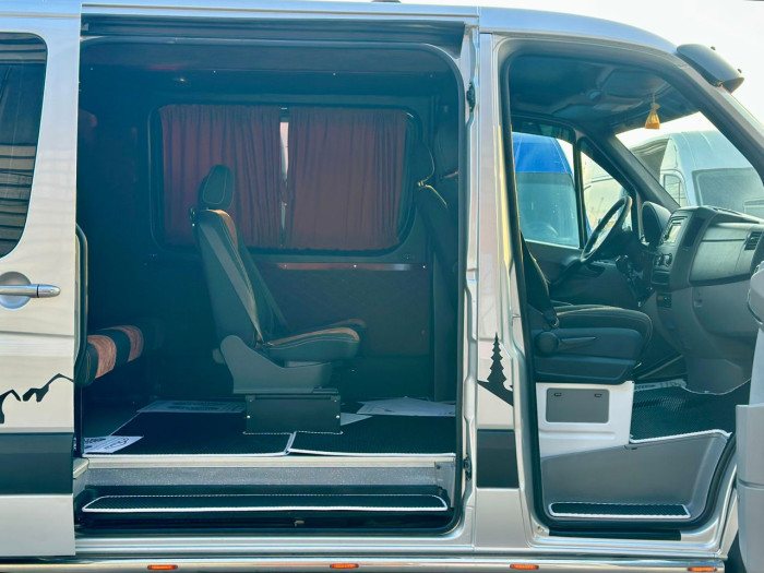 Mercedes SPRINTER photo 13
