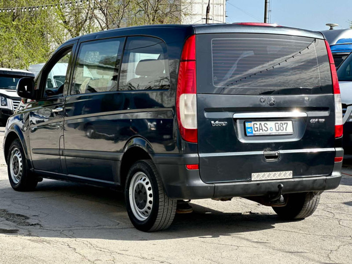 Mercedes Vito photo 4