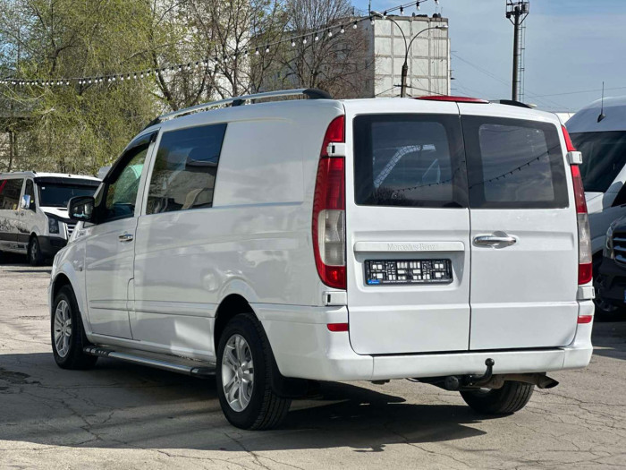 Mercedes Vito photo 4