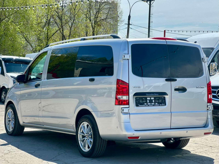 Mercedes Vito photo 5