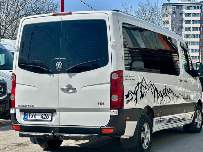 Volkswagen CRAFTER AUTOTURISM 9 LOCURI photo 2
