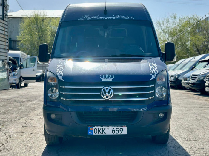 Volkswagen CRAFTER photo 2