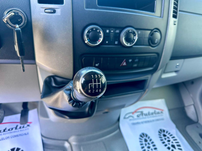 Volkswagen CRAFTER photo 9