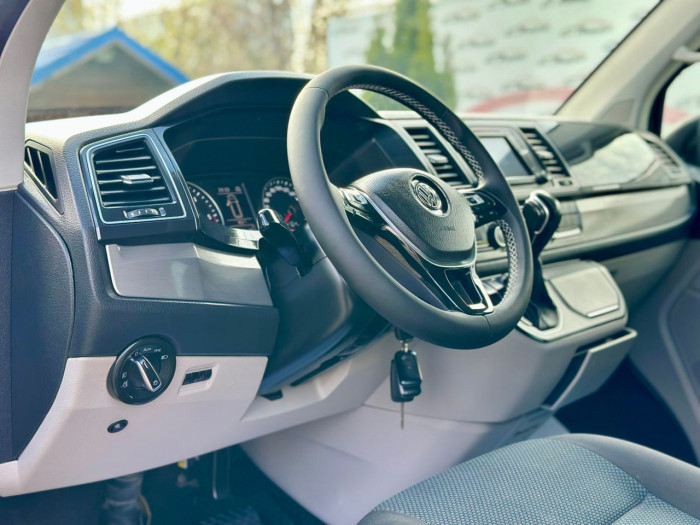 Volkswagen TRANSPORTER photo 6
