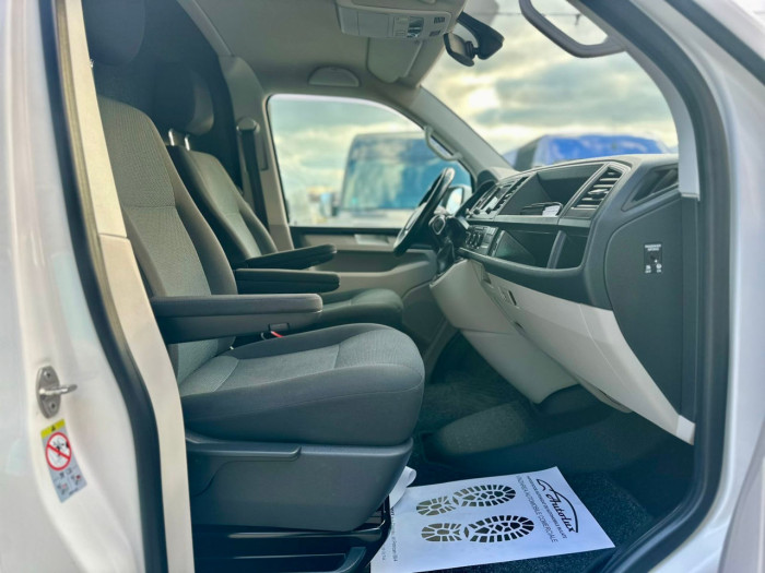 Volkswagen Transporter photo 6