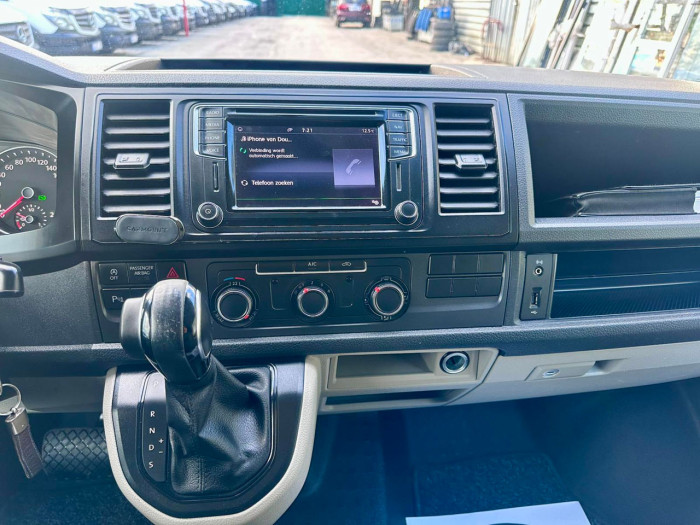 Volkswagen Transporter photo 7