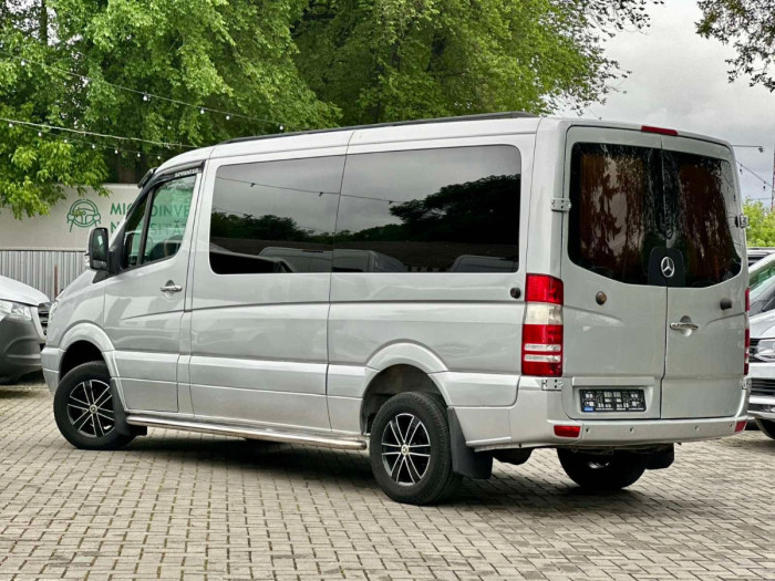 Mercedes Autoturism 8 locuri photo 3