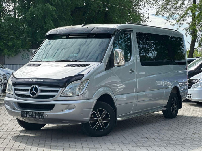 Mercedes Autoturism 8 locuri photo 4