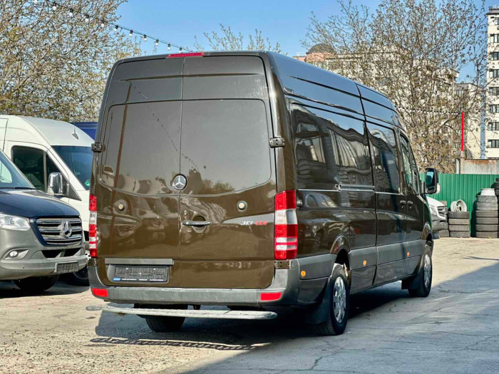 Mercedes SPRINTER photo 3
