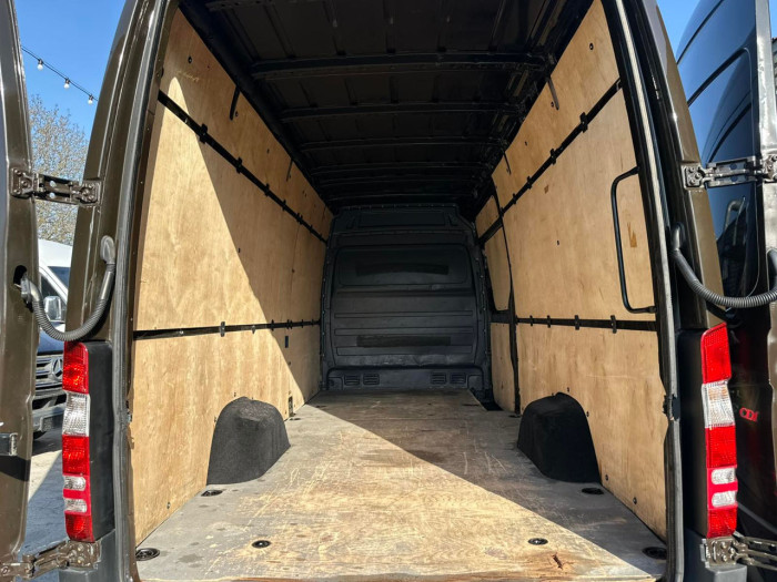 Mercedes SPRINTER photo 6