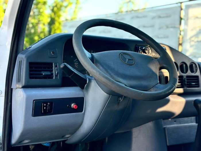 Mercedes SPRINTER photo 5