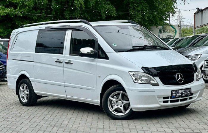 Mercedes Vito 6 Locuri photo