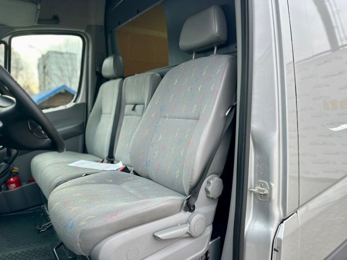 Volkswagen CRAFTER CU TVA photo 7