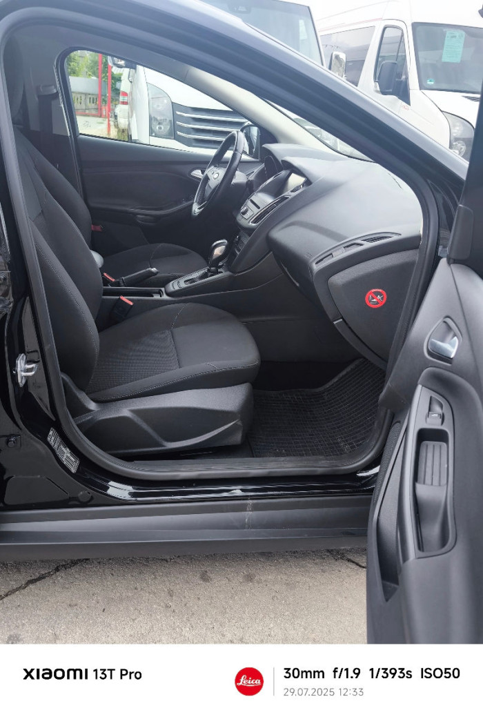Ford Focus an. 2016 photo 11