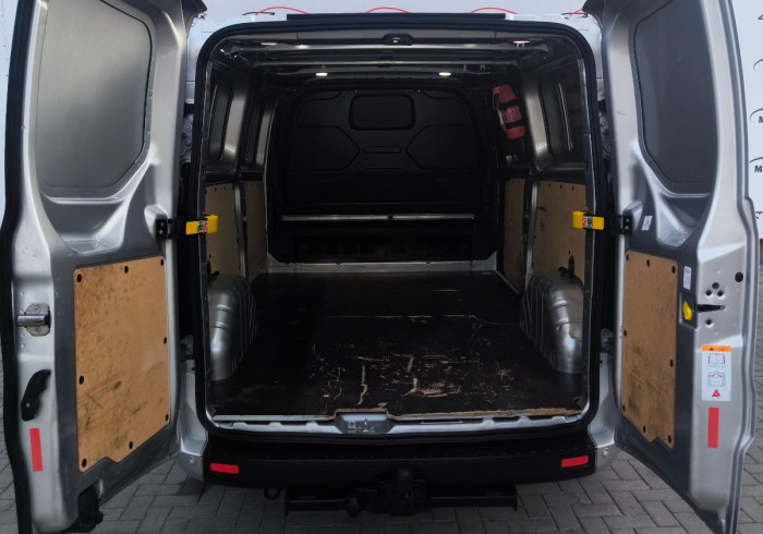 Ford Transit custum TVA an. 2022 - Autolux.md Ford Transit custum TVA an. 2022 photo 2