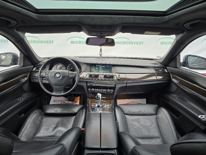 BMW 7 Series an. 2011 photo 14