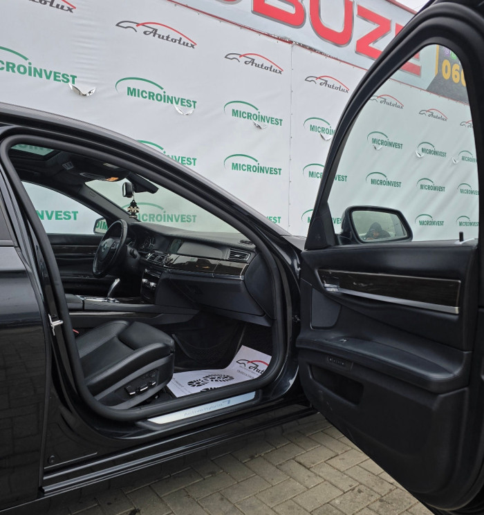 BMW 7 Series an. 2011 photo 7