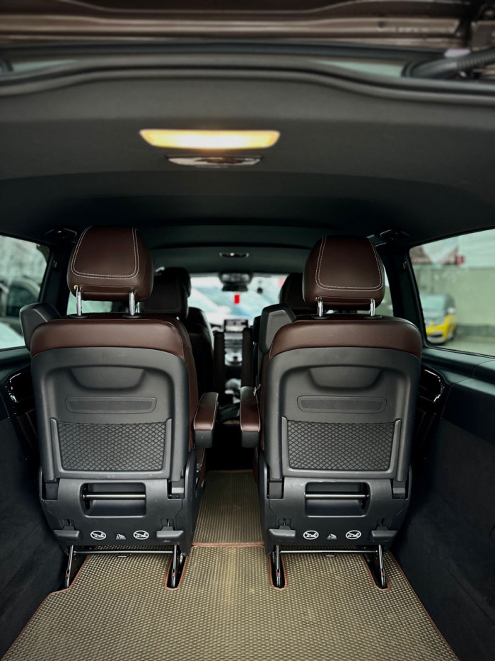 Mercedes V-Class an. 2017 - Autolux.md Mercedes V-Class an. 2017 photo 13